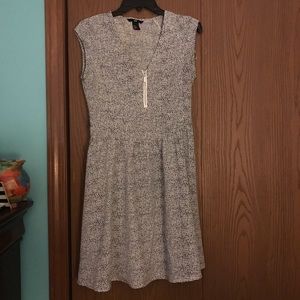 Black and White Sleeveless Dress